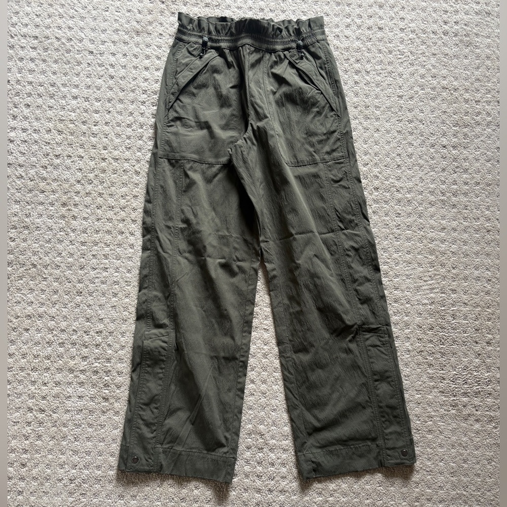 Athleta Women's Dark Green Paper Bag Waist Cargo Pants